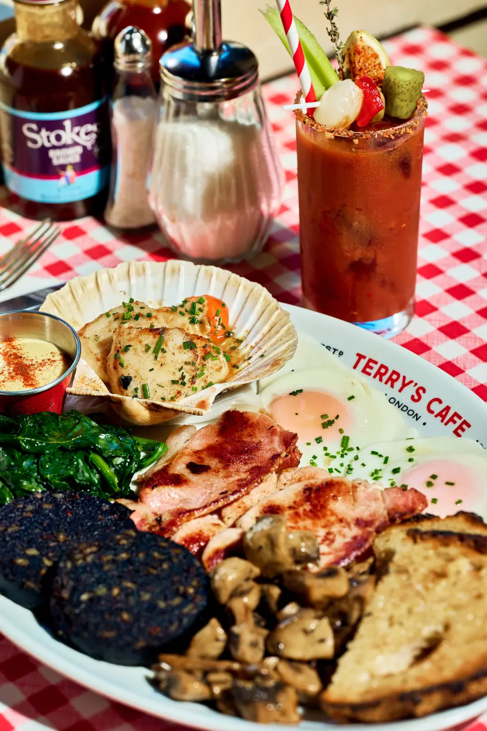 Terry's Cafe English Breakfast Crockery design photo