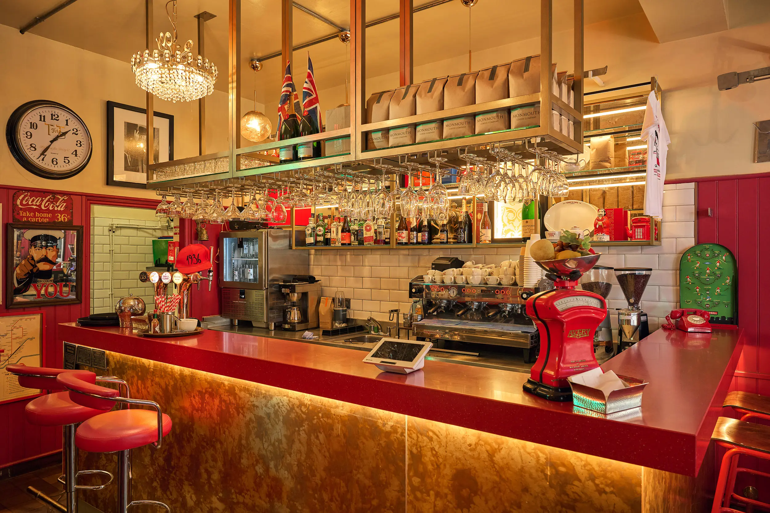 Terry's Cafe Bar & Grill Interior photo